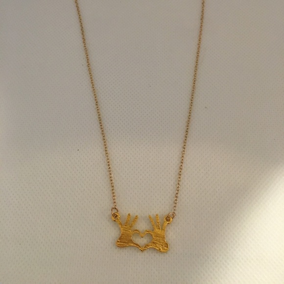 Finger-Hearts Love Necklace - Picture 8 of 8